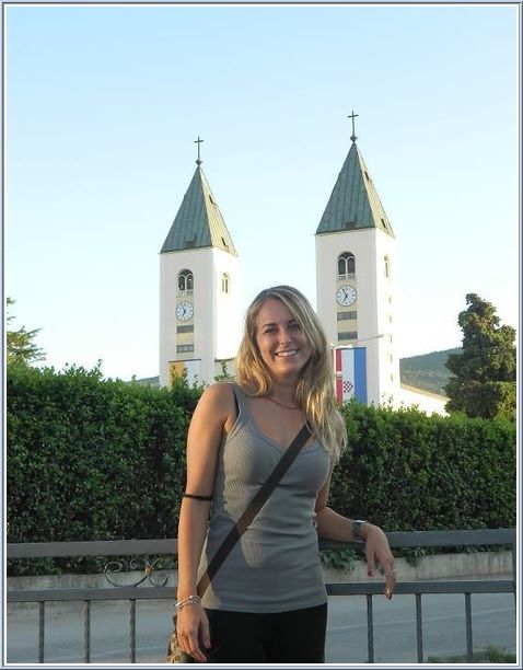 elena
artioli italian girl woman unique cure avm
brain disease medjugorje Elena Artioli in Medjugorje